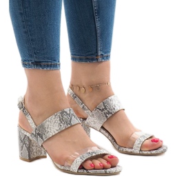 Wężowe sandaly na słupku zamsz S-7346 białe