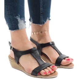 Czarne sandały na platformie S-256