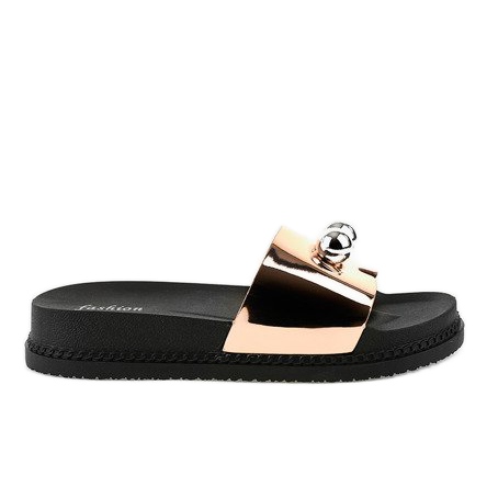 Różowe klapki z kulkami 1819