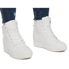 Białe Sneakersy Classic