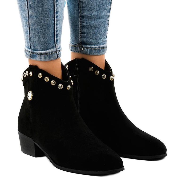 Czarne zamszowe botki zdobione JH356