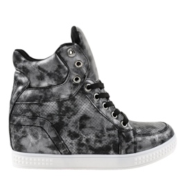 Czarne sneakersy na koturnie sznurowane ON001