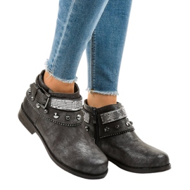 Szare botki zdobione na suwak LL178