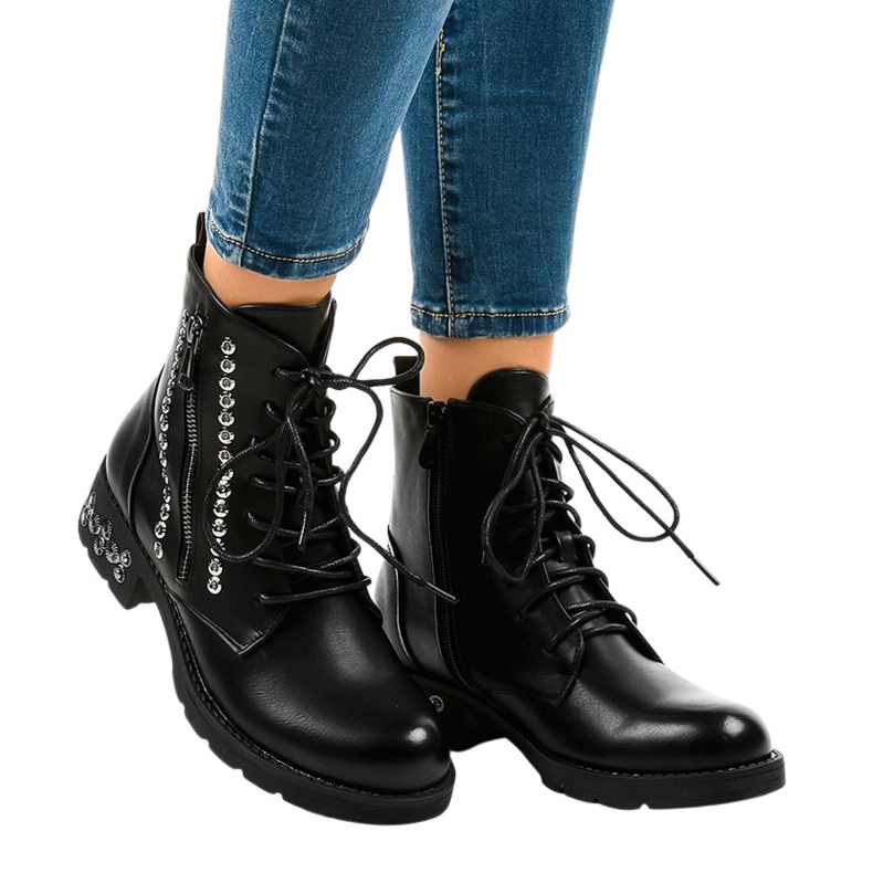 Czarne botki damskie wysokie z suwakiem KL-602