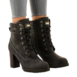 Szare wysokie botki na słupku 878-GA