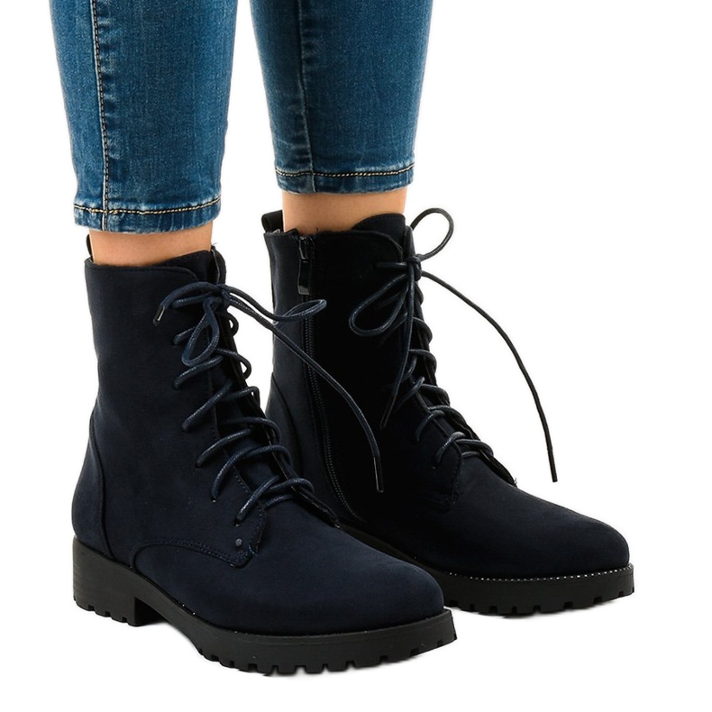 Granatowe zamszowe botki sznurowane C-7192