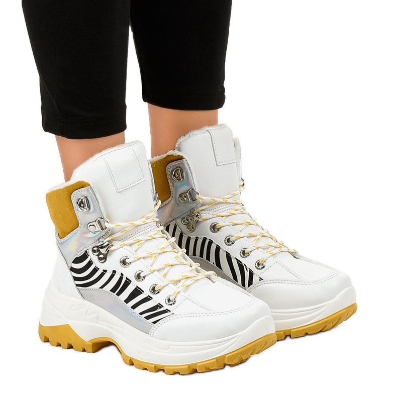 Białe damskie sneakersy ocieplane F-19208-2