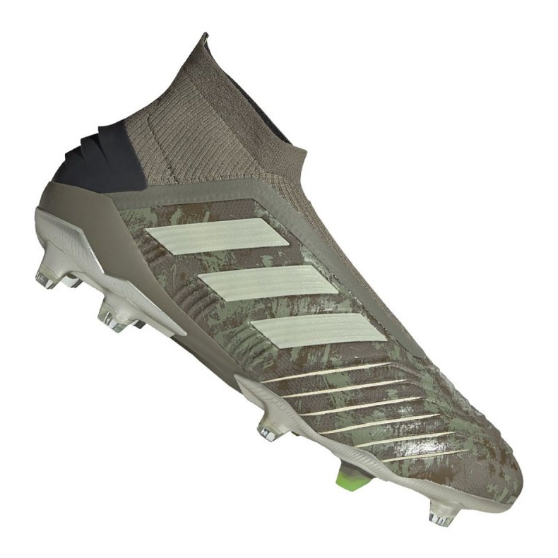 Buty piłkarskie adidas Predator 19+ Fg M EF8204 szare szare