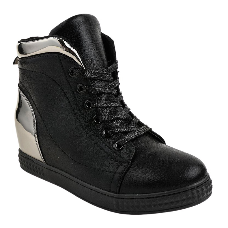 Czarne lakierowane sneakersy na koturnie R469-2