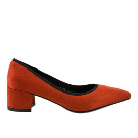 Czerwone zamszowe czółenka na słupku L436