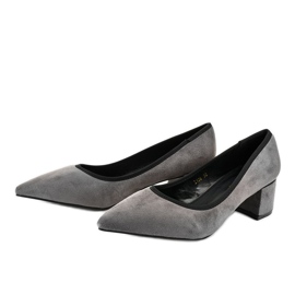 Szare zamszowe czółenka na słupku L436 żółte