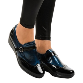 Czarne półbuty na koturnie 7-9021 granatowe