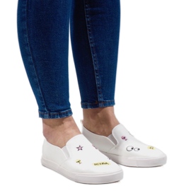 Białe trampki z nadrukami G82-2