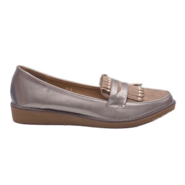 Khaki półbuty na koturnie lakierowane W-2 zielone