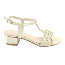 Gamis Sandały skórzane damskie beż/złoty 3936 beżowy