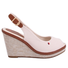 Sandałki na koturnie beżowe R132P Beige beżowy
