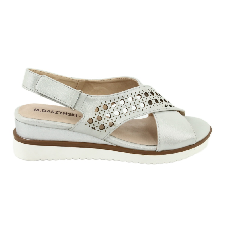 M.Daszyński Sandały srebrne na koturnie Daszyński 1838 szare