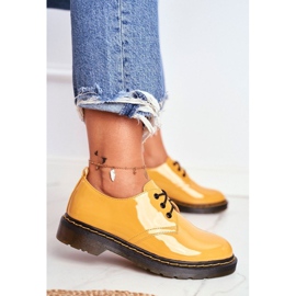 SEA Żółte półbuty damskie lakierowane NC991