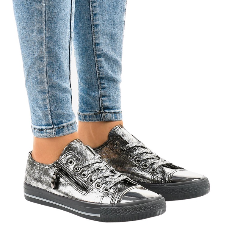 Szare trampki błyszczące TL-64