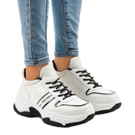 Modne sneakersy sportowe z eko-skóry B0-189 białe czarne