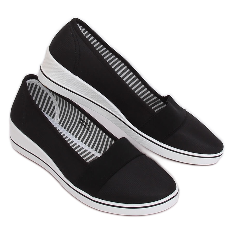 Baleriny na koturnie czarne S81B001 Black