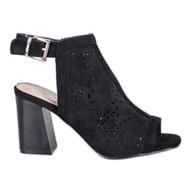 Mannika Zabudowane Ażurowe Sandały czarne