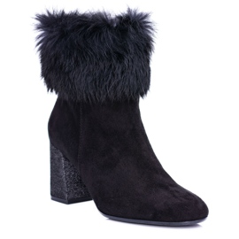 Damskie Czarne Zamszowe Botki Z Futrem Laura Messi 1689
