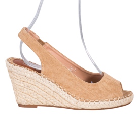 Small Swan Brązowe Sandały Na Wysokiej Koturnie