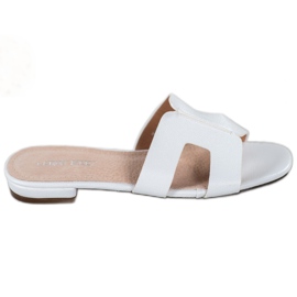 SHELOVET Klasyczne Klapki Z Eko Skóry białe