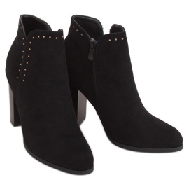 Botki na obcasie czarne UK11P Black
