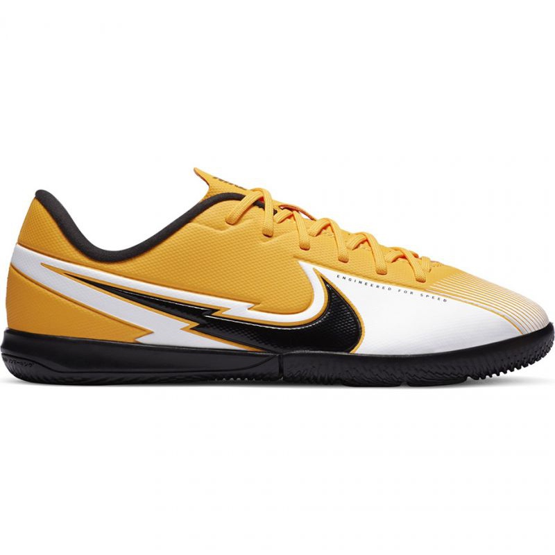 Buty piłkarskie Nike Mercurial Vapor 13 Academy Ic Jr AT8137 801 żółte żółcie