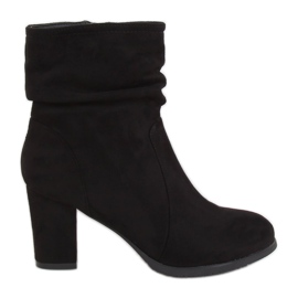 Botki na słupku czarne DH21 Black