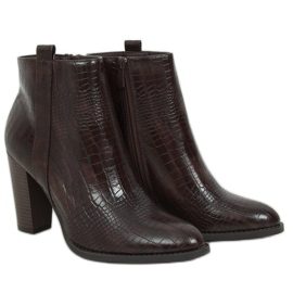 Botki na obcasie wężowe brązowe UK10 Brown