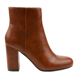 Brązowe botki na słupku z eko-skóry Gawler
