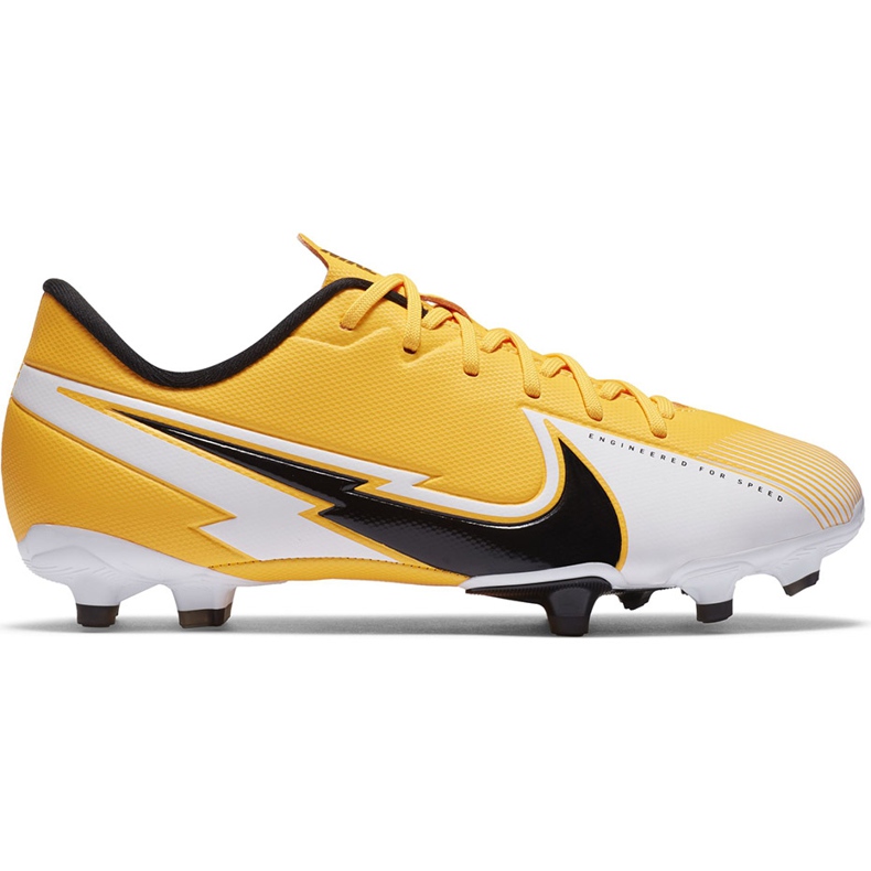 Buty piłkarskie Nike Mercurial Vapor 13 Academy FG/MG Junior AT8123 801 pomarańczowe żółte