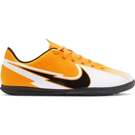 Buty piłkarskie Nike Mercurial Vapor 13 Club Ic Junior AT8169 801 pomarańczowe pomarańczowe