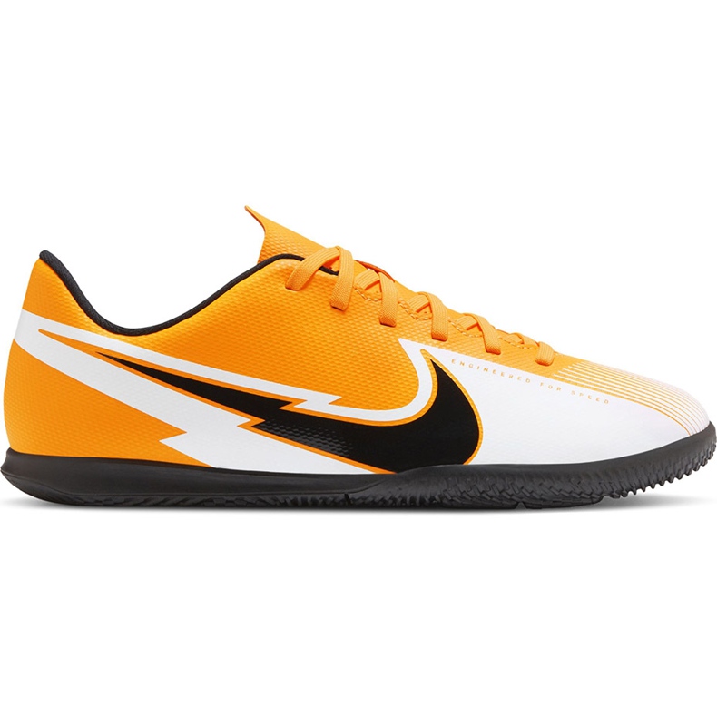 Buty piłkarskie Nike Mercurial Vapor 13 Club Ic Junior AT8169 801 pomarańczowe pomarańczowe