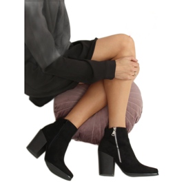 Botki na szerokim obcasie czarne TX-1873 Black