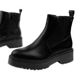 Czarne płaskie botki z eko-skóry Cavern