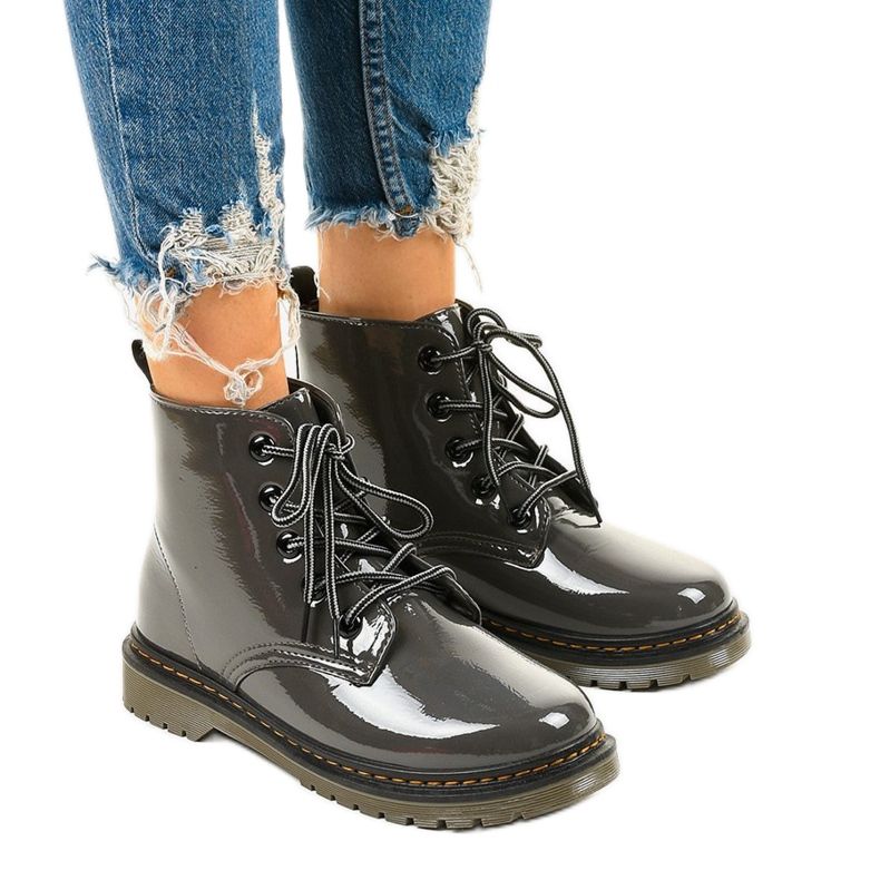 Szare botki workery lakierowane TL143-7