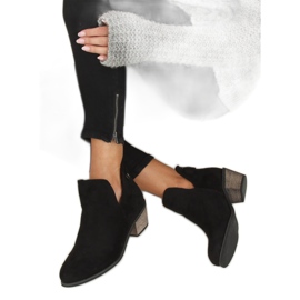 Botki z wycięciem czarne CM-8M4-1 Black Ii Gatunek