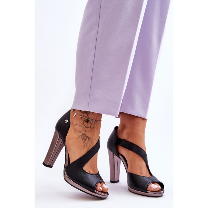 Skórzane Sandały Na Obcasie Wsuwane Maciejka 06083-01 Czarne 1