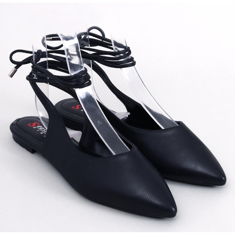 Baleriny z odkrytą piętą wiązane Jody Black czarne 1