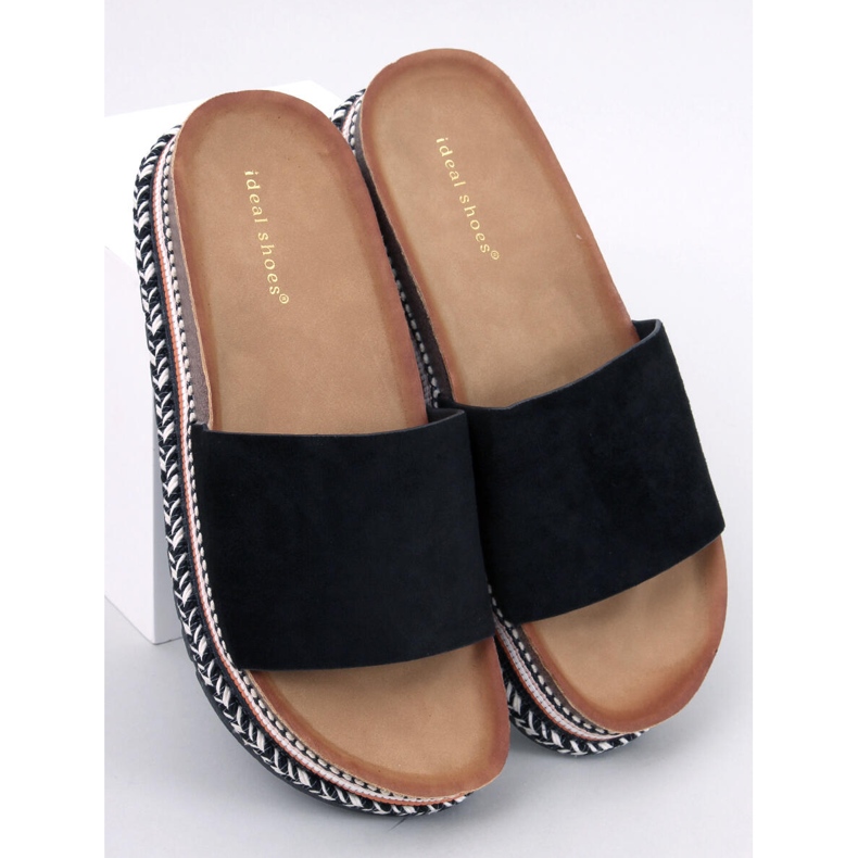 Klapki na zdobionej podeszwie Demou Black czarne 1