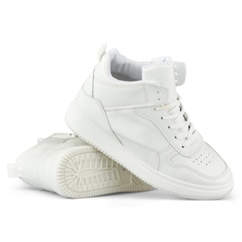 Białe sneakersy damskie nad kostkę 1
