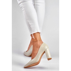 Jasne czółenka na słupku z ekoskóry szare 1