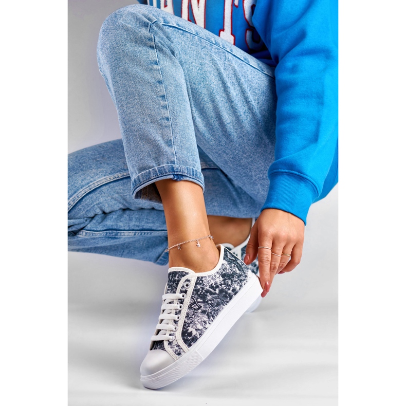 Biało-czarne trampki damskie białe 1