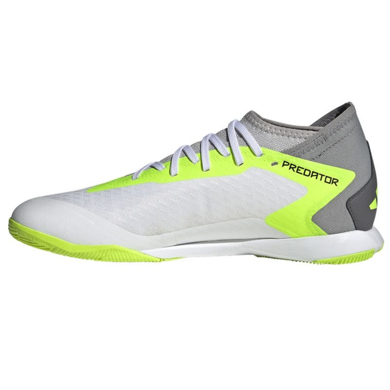 Buty piłkarskie adidas Predator Accuracy.3 In M GY9990 białe białe 1