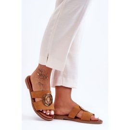 Modne Klapki Z Lustrzaną Ozdobą Camel Deep Breath brązowe 1