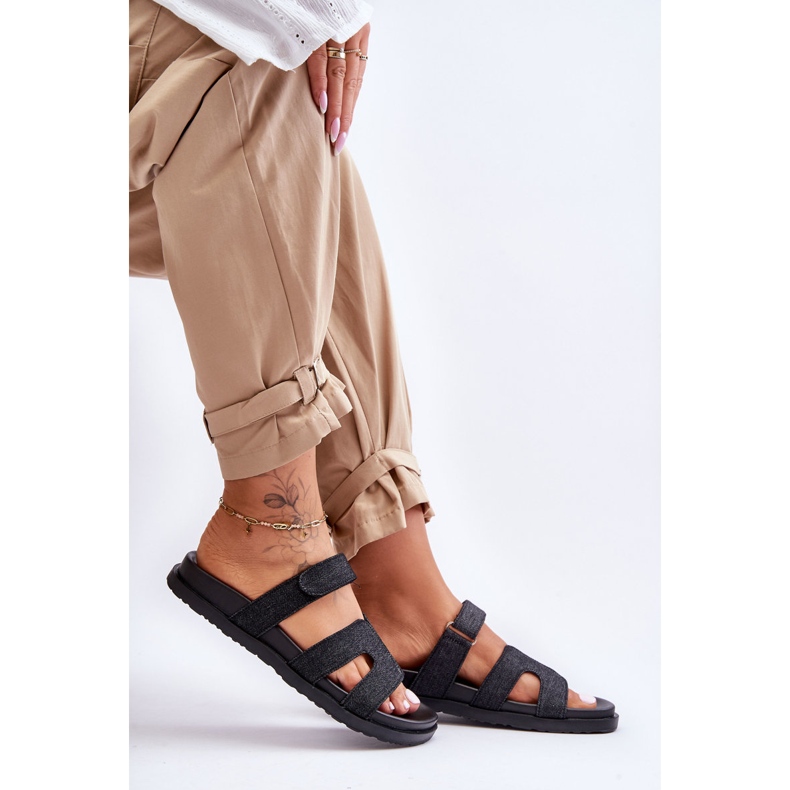 Materiałowe Damskie Klapki Na Rzep Czarne Jose 1